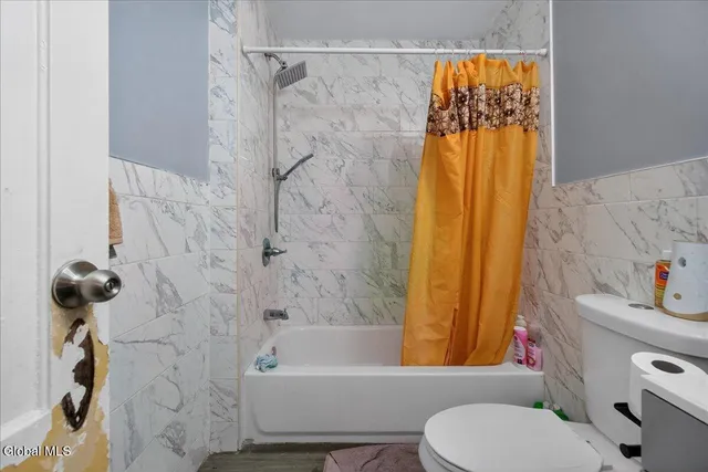 $325,000 | 118 Linden Street, Schenectady, NY 12304