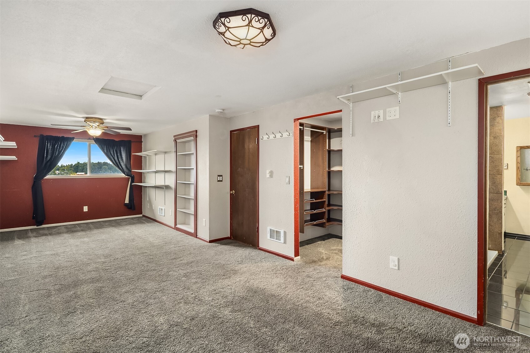 2861 Heller Road Oak Harbor, WA 98277 - Photo 18 of 38 Gallery Image 18