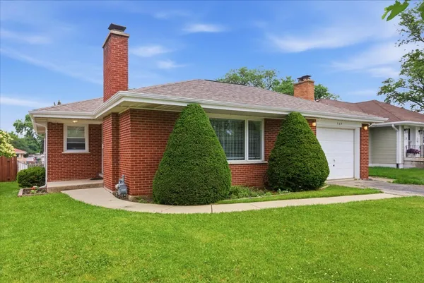 $434,900 | 104 West Granville Avenue, Roselle, IL 60172