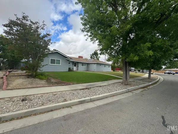 $399,900 | Undisclosed Address, Taft, CA 93268