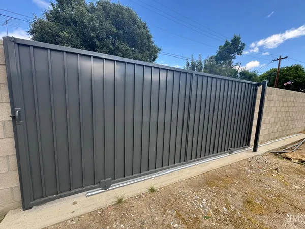$399,900 | Undisclosed Address, Taft, CA 93268