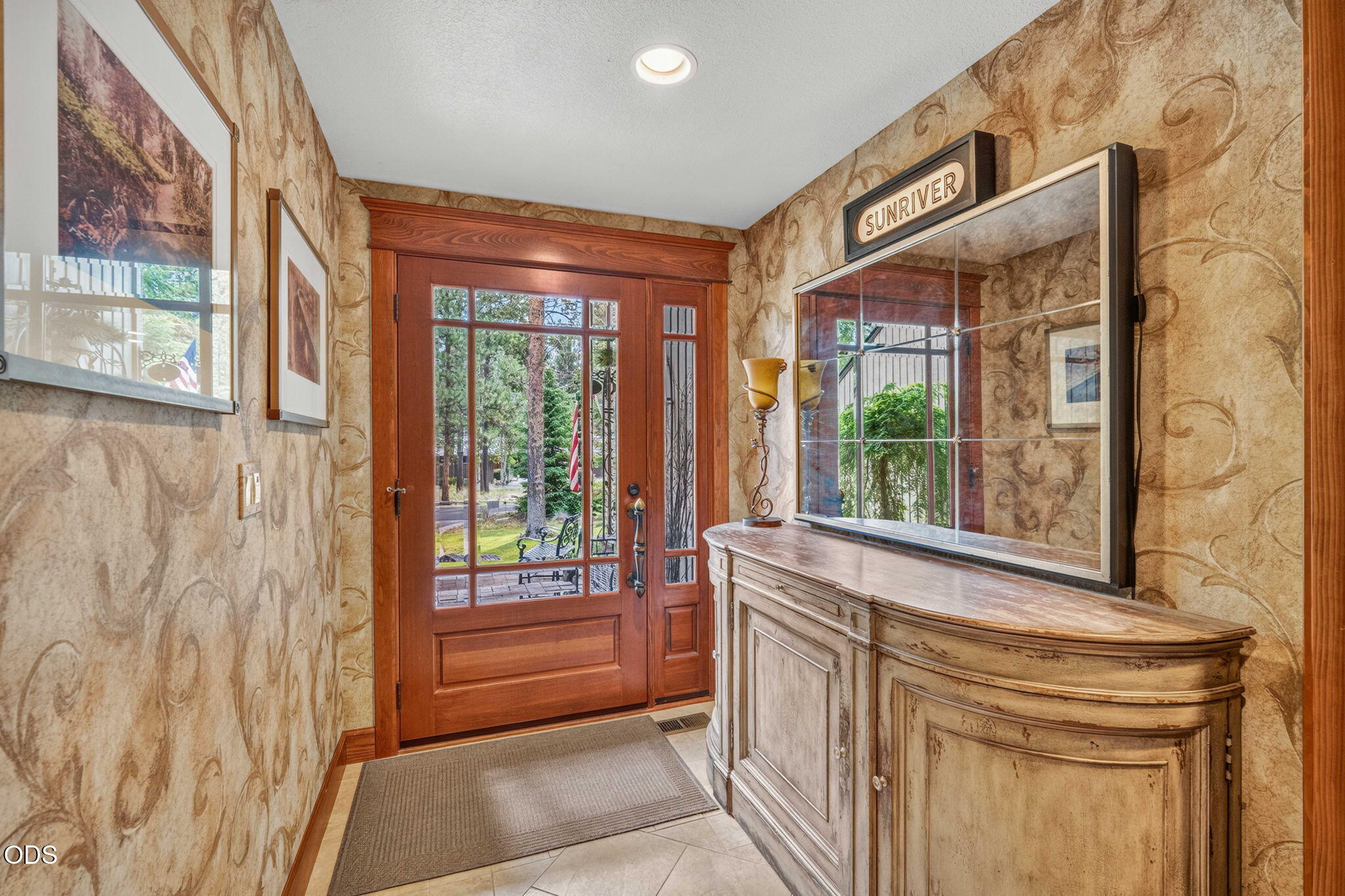 57785 Ribes Lane, Unit 4 Sunriver, OR 97707 - Photo 8 of 75