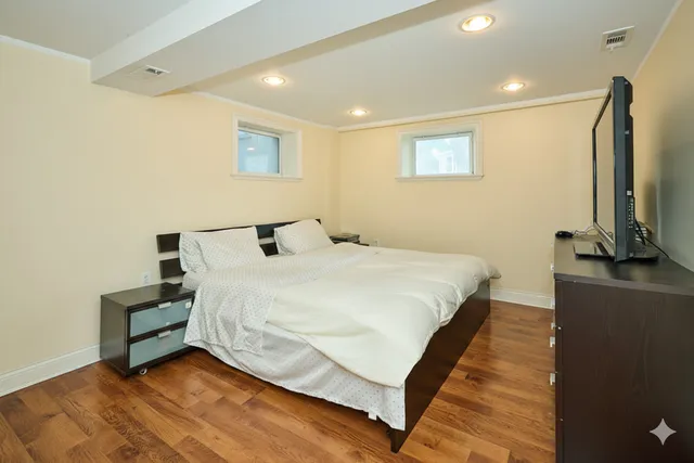 $524,900 | 703 North Arlington Heights Road, Arlington Heights, IL 60004