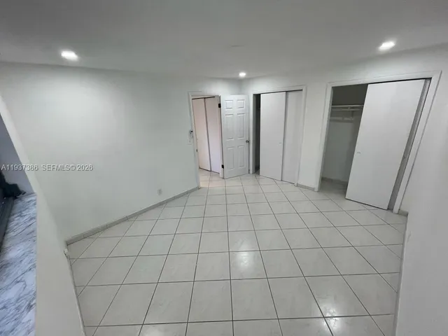 $2,200 | 5401 Hollywood Boulevard, Unit 6, Hollywood, FL 33021