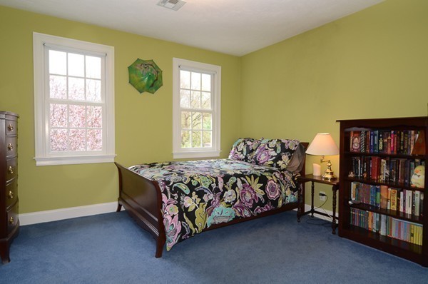 38 Mansfield Road Wellesley, MA 02481 - Photo 11 of 21
