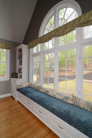 38 Mansfield Road Wellesley, MA 02481 - Photo 14 of 21