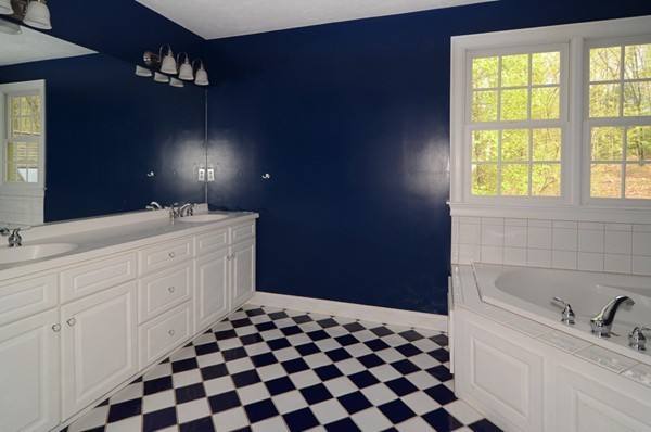 38 Mansfield Road Wellesley, MA 02481 - Photo 16 of 21
