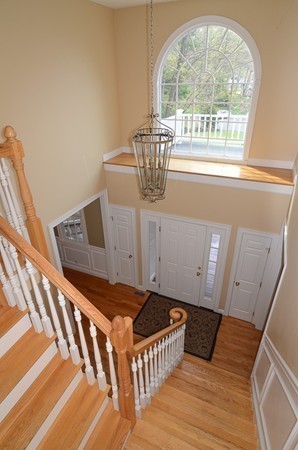 38 Mansfield Road Wellesley, MA 02481 - Photo 2 of 21