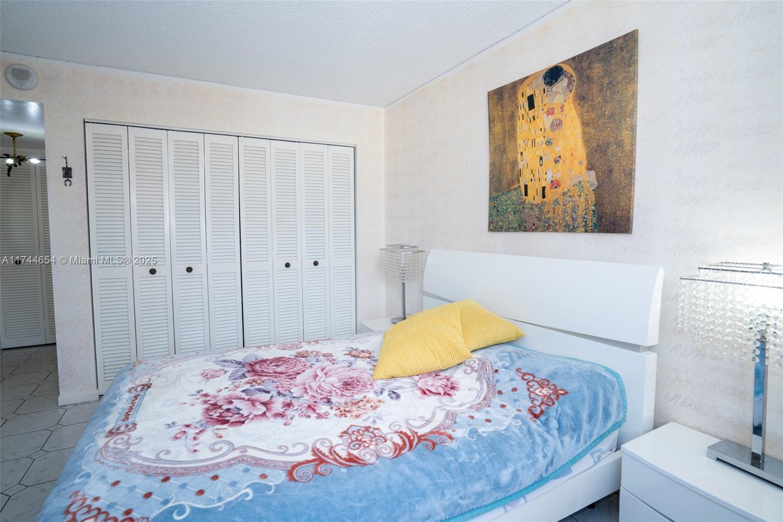 1833 South Ocean Drive, Unit 1103 Hallandale Beach, FL 33009 - Photo 8 of 18