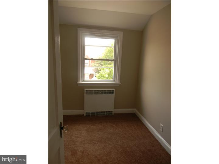 818 Pleasant Road Yeadon, PA 19050 - Photo 12 of 22 Bedroom 3