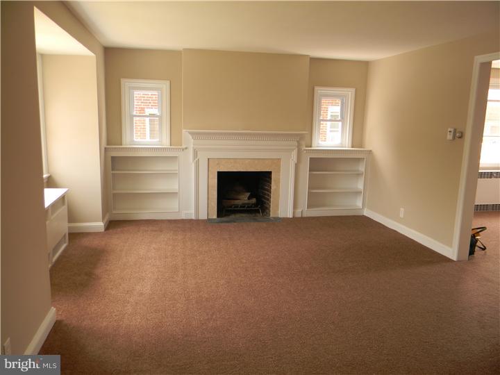818 Pleasant Road Yeadon, PA 19050 - Photo 3 of 22 Living Room