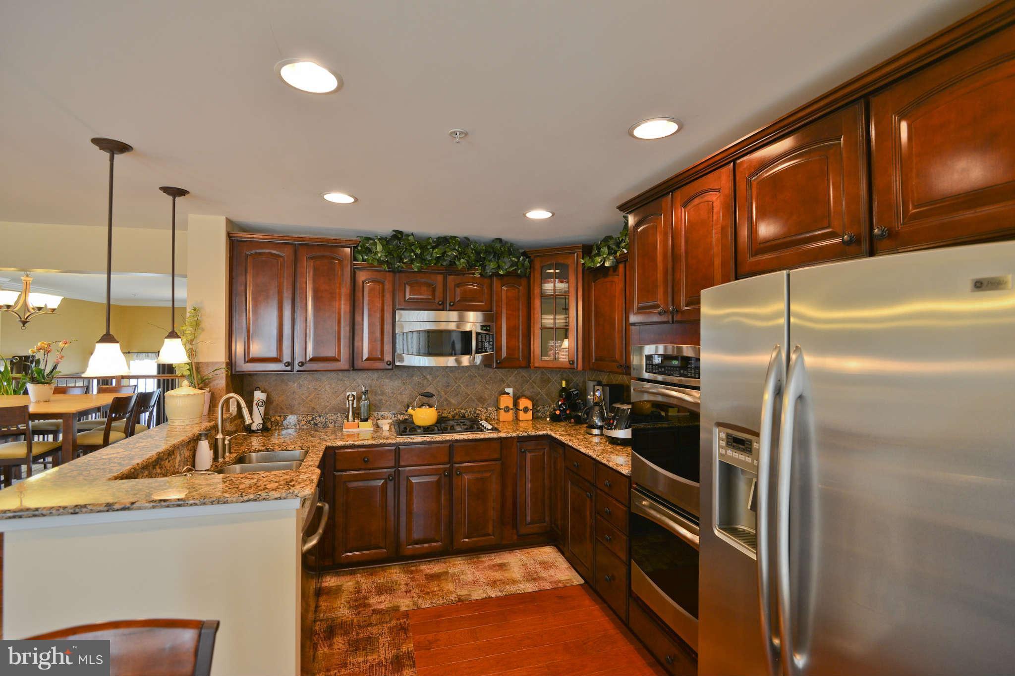 6028 Machen Road, Unit 182 Centreville, VA 20121 - Photo 18 of 30 Kitchen