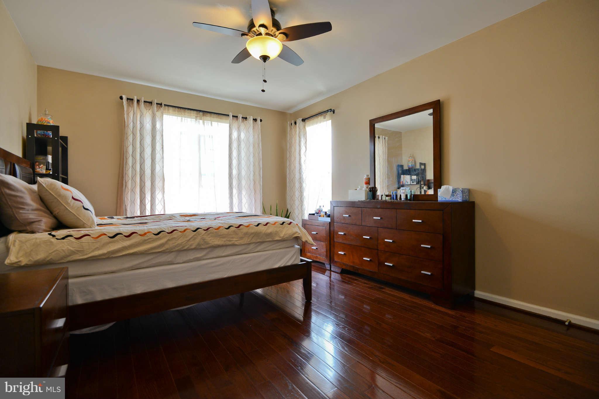 6028 Machen Road, Unit 182 Centreville, VA 20121 - Photo 27 of 30 Bedroom