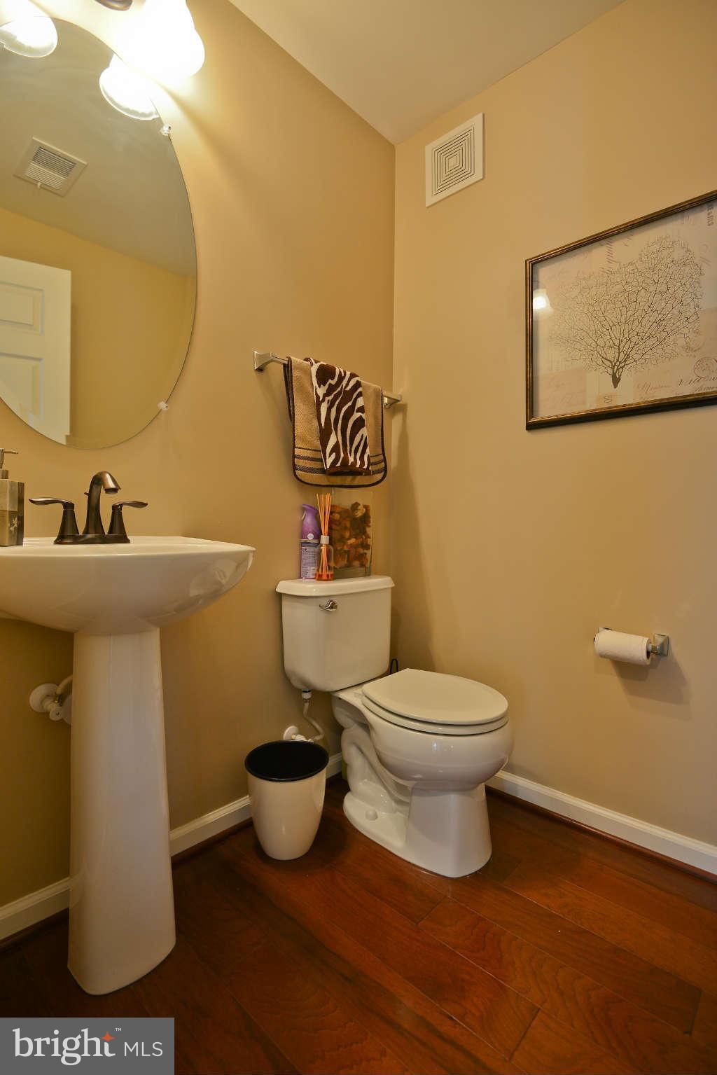 6028 Machen Road, Unit 182 Centreville, VA 20121 - Photo 10 of 30 Bath