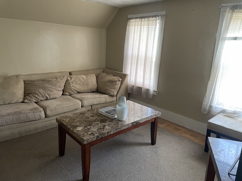 17 Lexington Street Springfield, MA 01107 - Photo 27 of 34 Gallery Image 27
