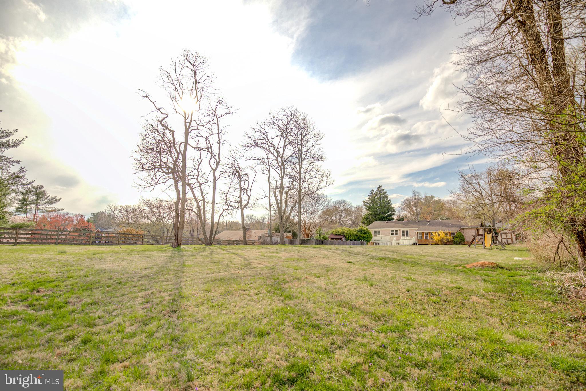 11809 Stuart Mill Road Oakton, VA 22124 - Photo 15 of 76 Gallery Image 15