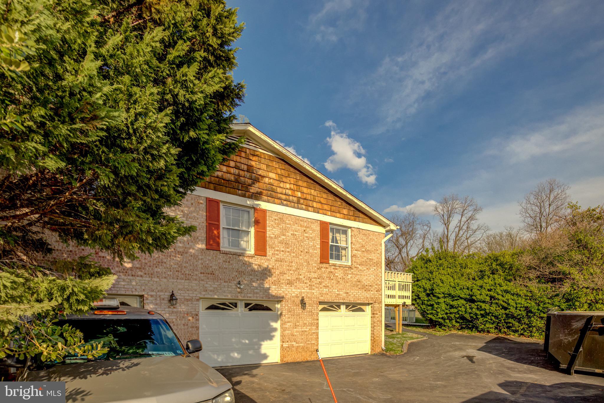 11809 Stuart Mill Road Oakton, VA 22124 - Photo 18 of 76 Three Car Garage