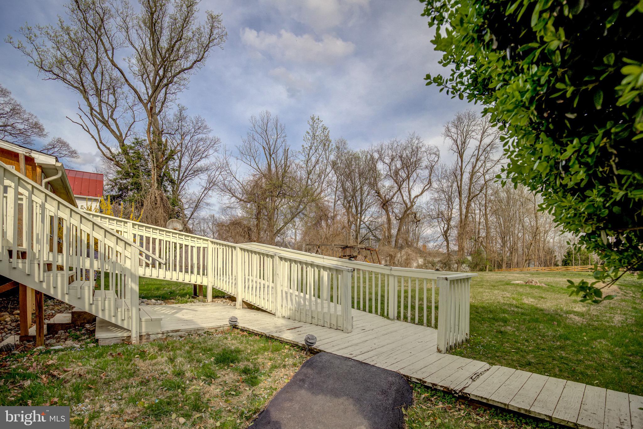 11809 Stuart Mill Road Oakton, VA 22124 - Photo 31 of 76 Gallery Image 31