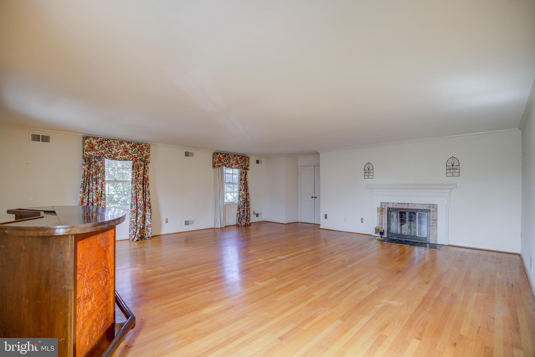 11809 Stuart Mill Road Oakton, VA 22124 - Photo 59 of 76 living room view 2