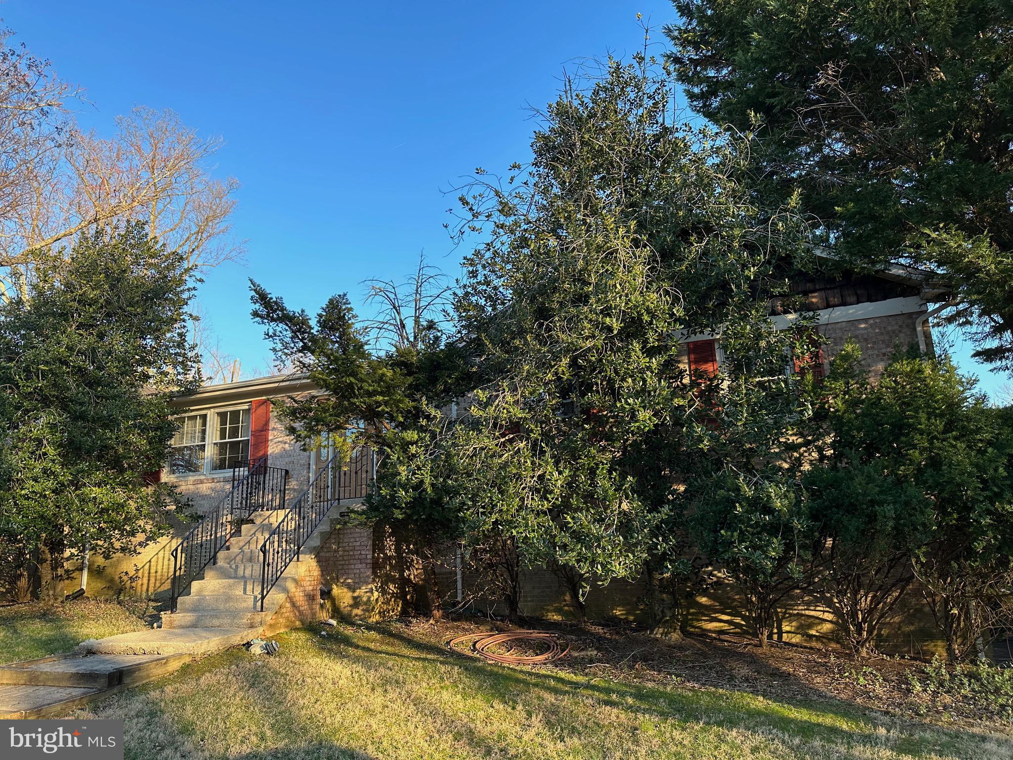 11809 Stuart Mill Road Oakton, VA 22124 - Photo 7 of 76 Gallery Image 7