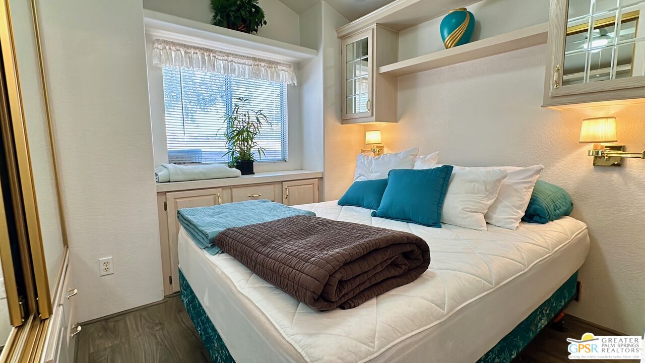 69801 Ramon Road, Unit 15 Cathedral City, CA 92234 - Photo 4 of 13 Gallery Image 4