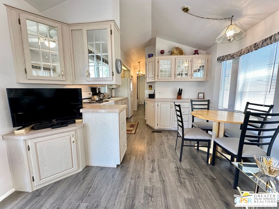 69801 Ramon Road, Unit 15 Cathedral City, CA 92234 - Photo 10 of 13 Gallery Image 10