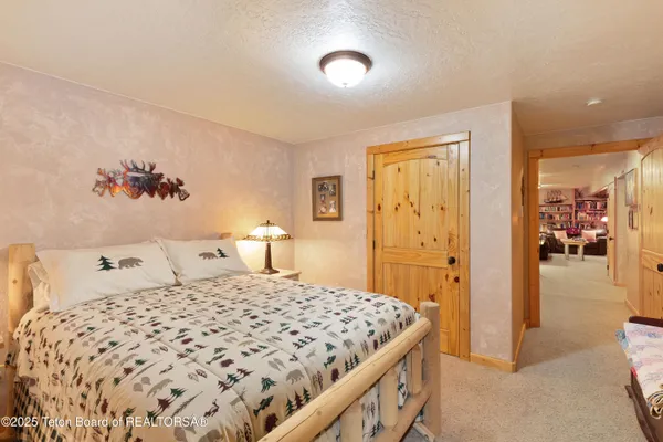 $1,790,000 | 26 Yosemite Drive, Freedom, WY 83120