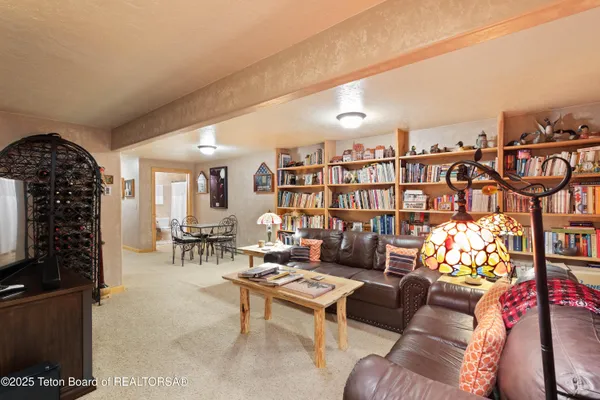 $1,790,000 | 26 Yosemite Drive, Freedom, WY 83120