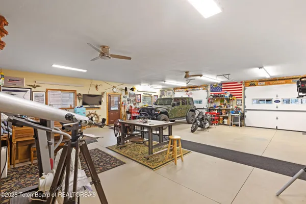 $1,790,000 | 26 Yosemite Drive, Freedom, WY 83120