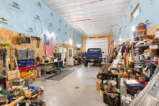 $1,790,000 | 26 Yosemite Drive, Freedom, WY 83120