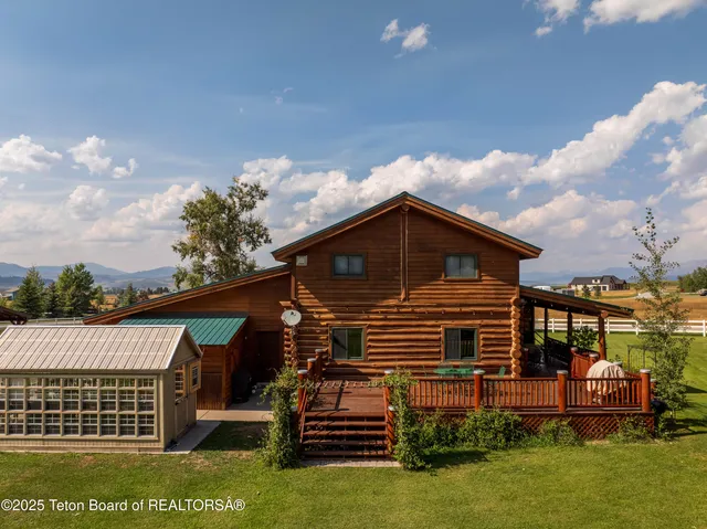 $1,790,000 | 26 Yosemite Drive, Freedom, WY 83120