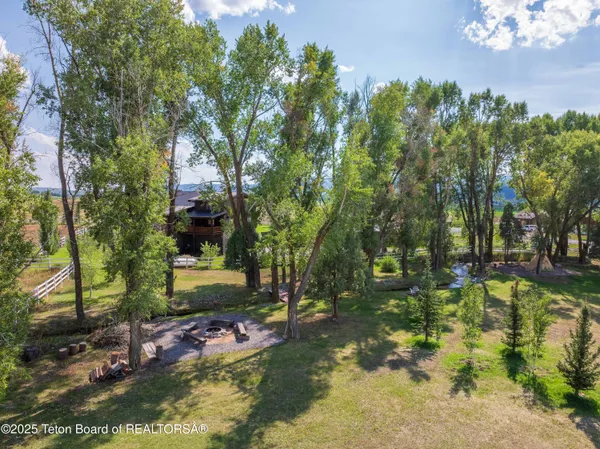 $1,790,000 | 26 Yosemite Drive, Freedom, WY 83120