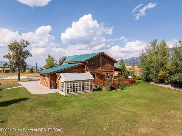 $1,790,000 | 26 Yosemite Drive, Freedom, WY 83120