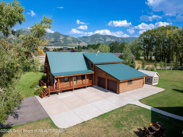 $1,790,000 | 26 Yosemite Drive, Freedom, WY 83120