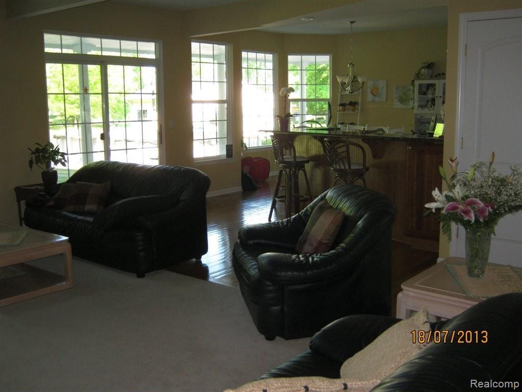 51720 South Foster Road New Baltimore, MI 48047 - Photo 12 of 23 Pictures 012.jpg