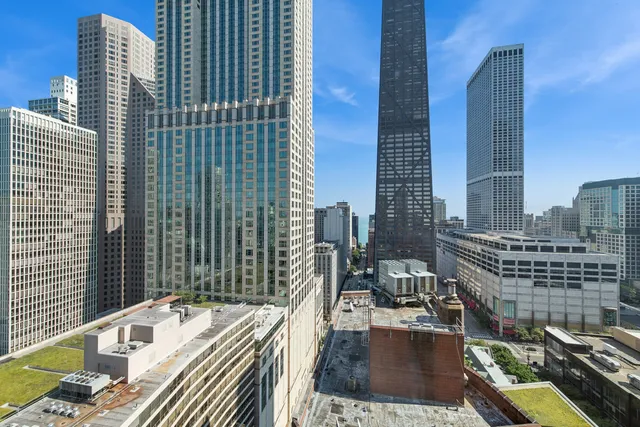 $425,000 | 57 East Delaware Place, Unit 2503, Chicago, IL 60611