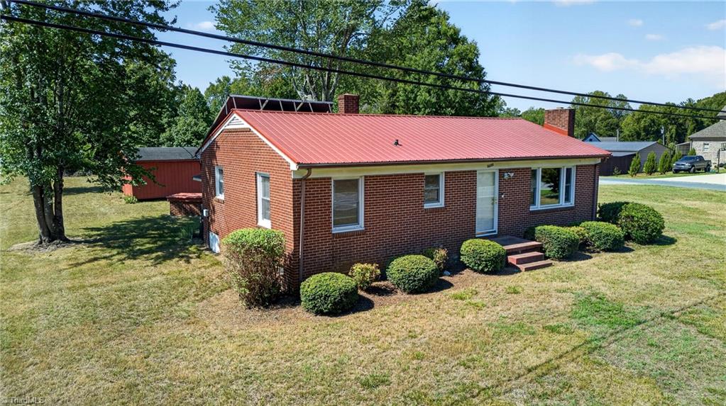 3400 Oak Ridge Road Summerfield, NC 27358 - Photo 4 of 28