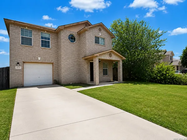 $1,695 | 10719 Shaenmeadow, San Antonio, TX 78254