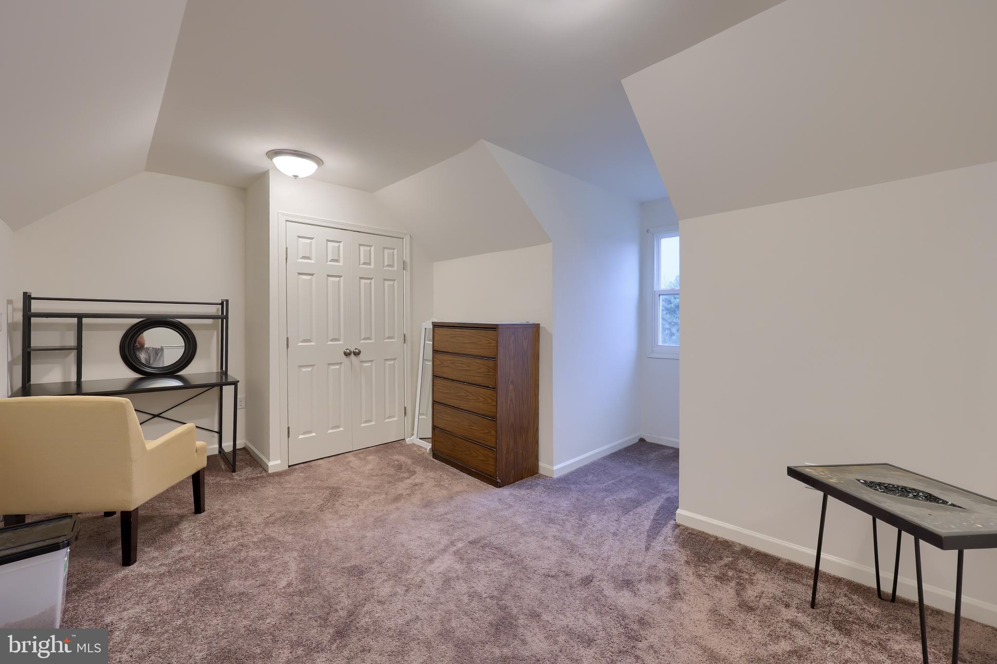 425 Cardinal Road Lititz, PA 17543 - Photo 28 of 33 a view of a livingroom with furniture