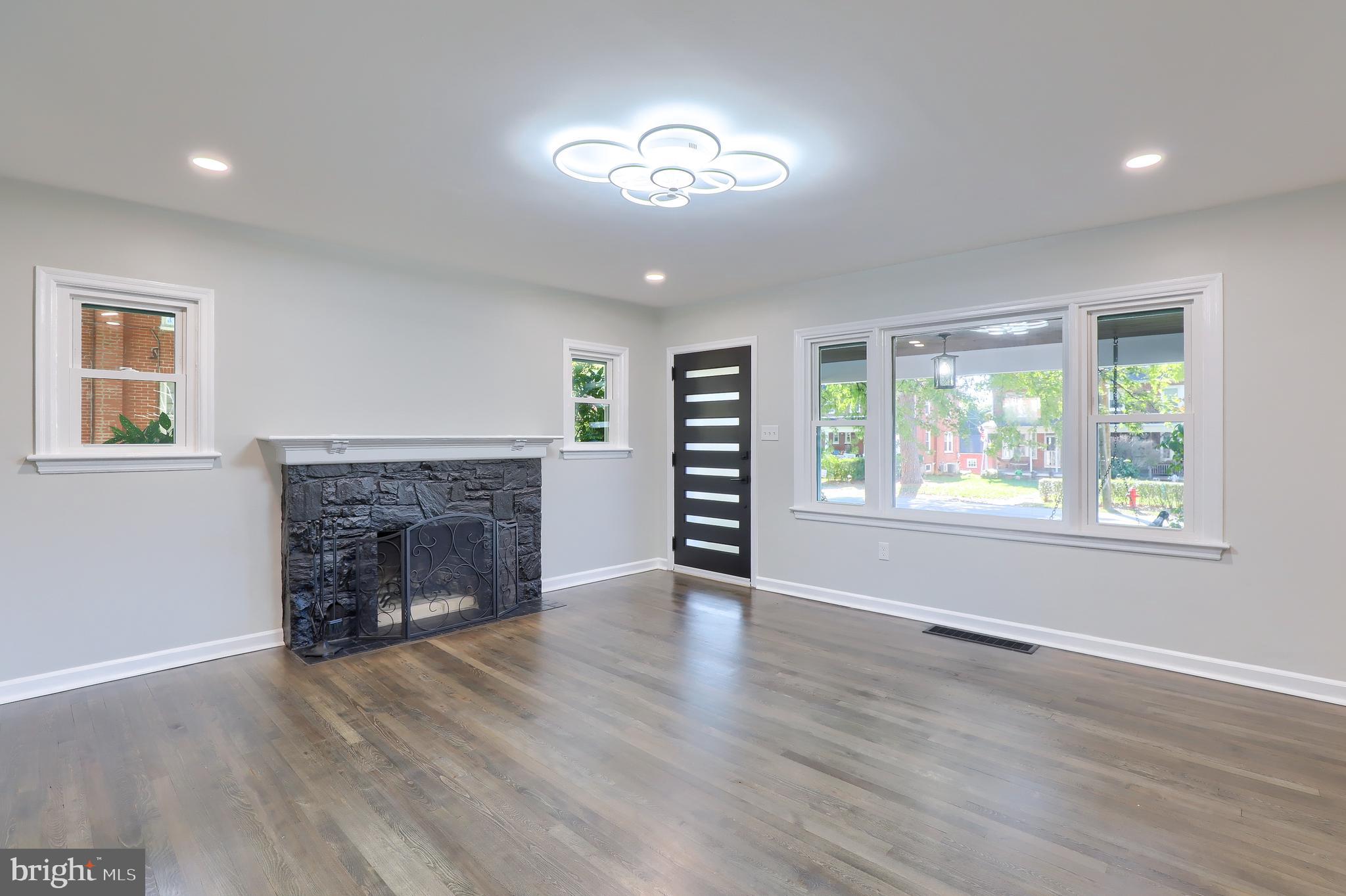 205 Pleasure Road Lancaster, PA 17601 - Photo 4 of 39 Gallery Image 4