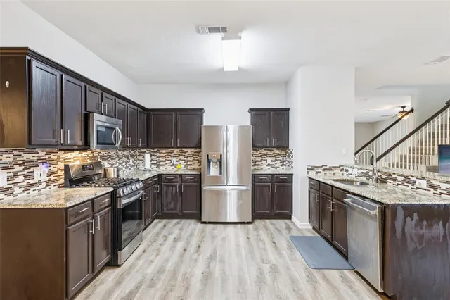 $425,000 | 4101 Capstone Drive, Fort Worth, TX 76244