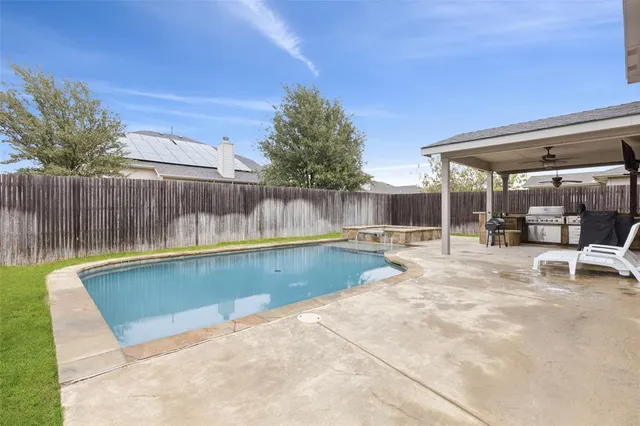 $425,000 | 4101 Capstone Drive, Fort Worth, TX 76244