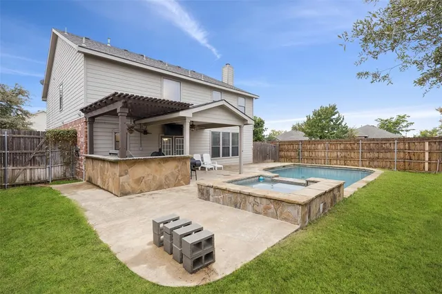 $425,000 | 4101 Capstone Drive, Fort Worth, TX 76244