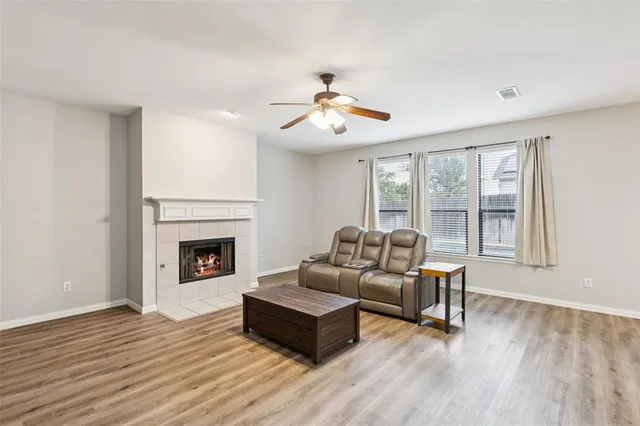 $425,000 | 4101 Capstone Drive, Fort Worth, TX 76244