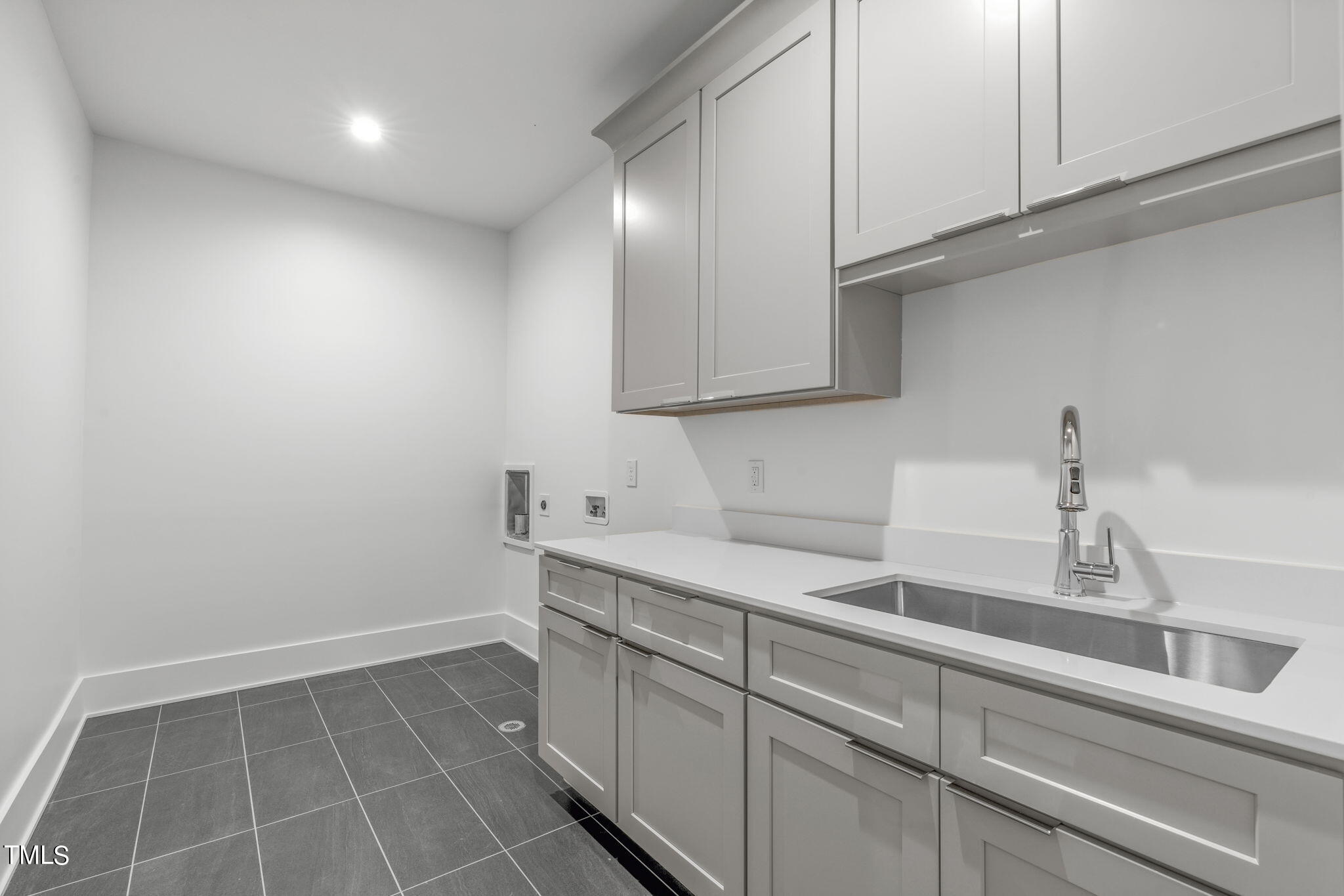 1406 Lyon Street, Unit 102 Raleigh, NC 27608 - Photo 30 of 57 1406 33