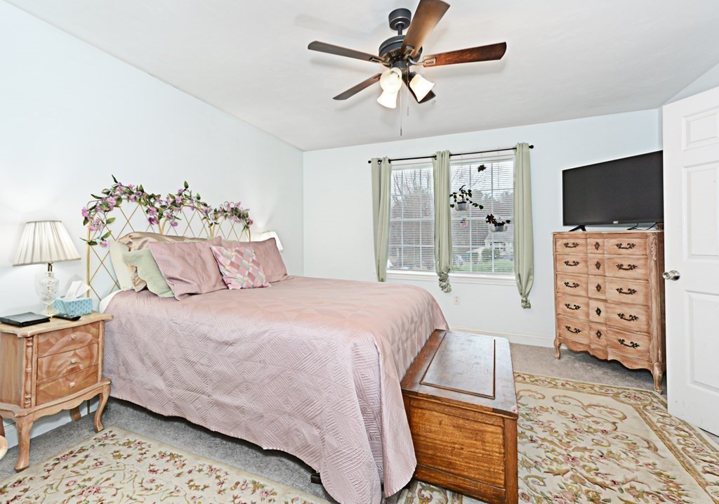 35 H Putnam Road Charlton, MA 01507 - Photo 11 of 26 Gallery Image 11