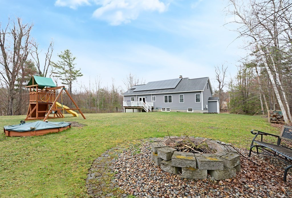 35 H Putnam Road Charlton, MA 01507 - Photo 23 of 26 Gallery Image 23