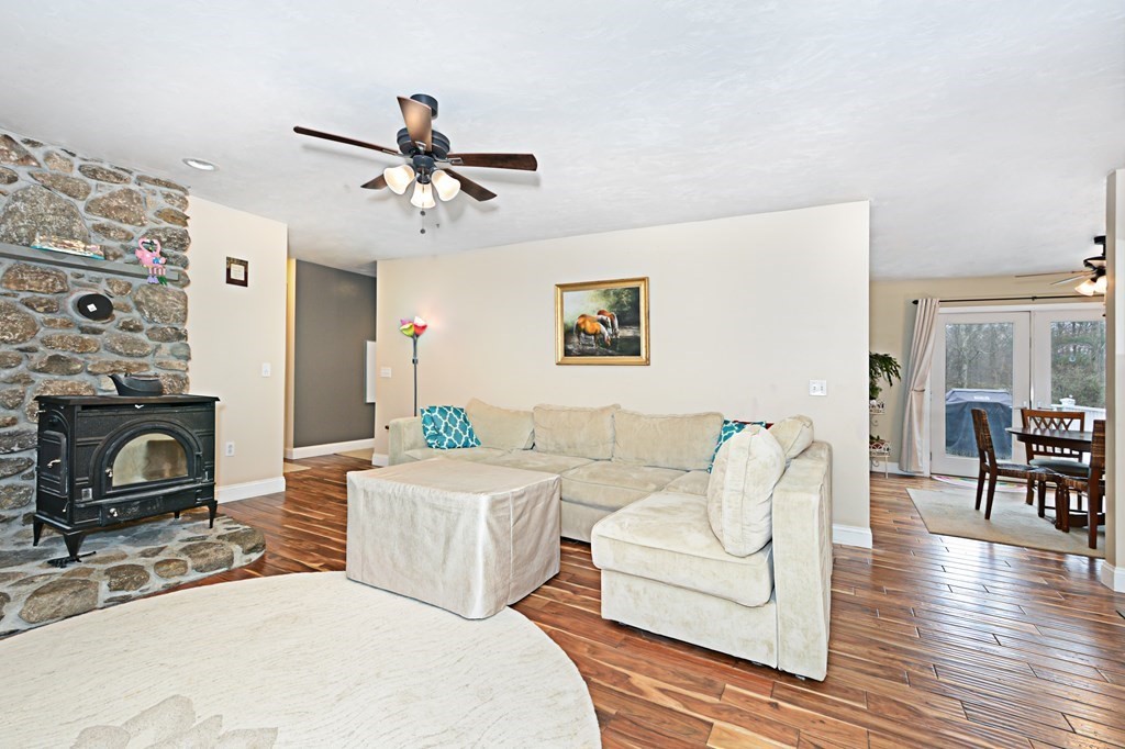 35 H Putnam Road Charlton, MA 01507 - Photo 3 of 26 Gallery Image 3