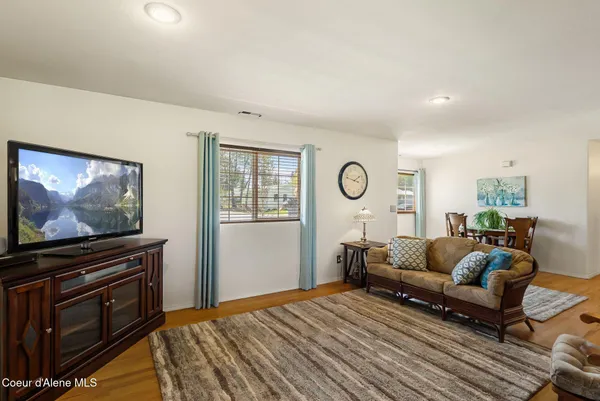 $465,000 | 167 Jeffrey Drive, Sandpoint, ID 83864