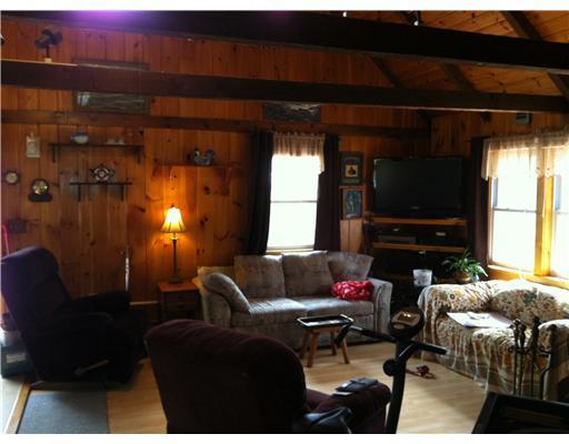 47 Reed Road Durham, ME 04222 - Photo 9 of 25 Living Room.